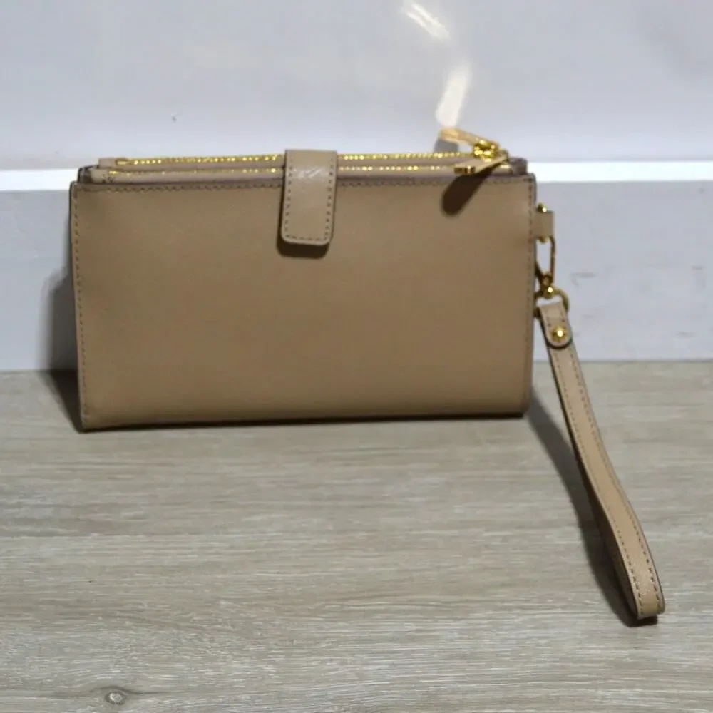 Michael Kors Jet Set Tan Leather Double Zip Phone Case Wallet Wristlet